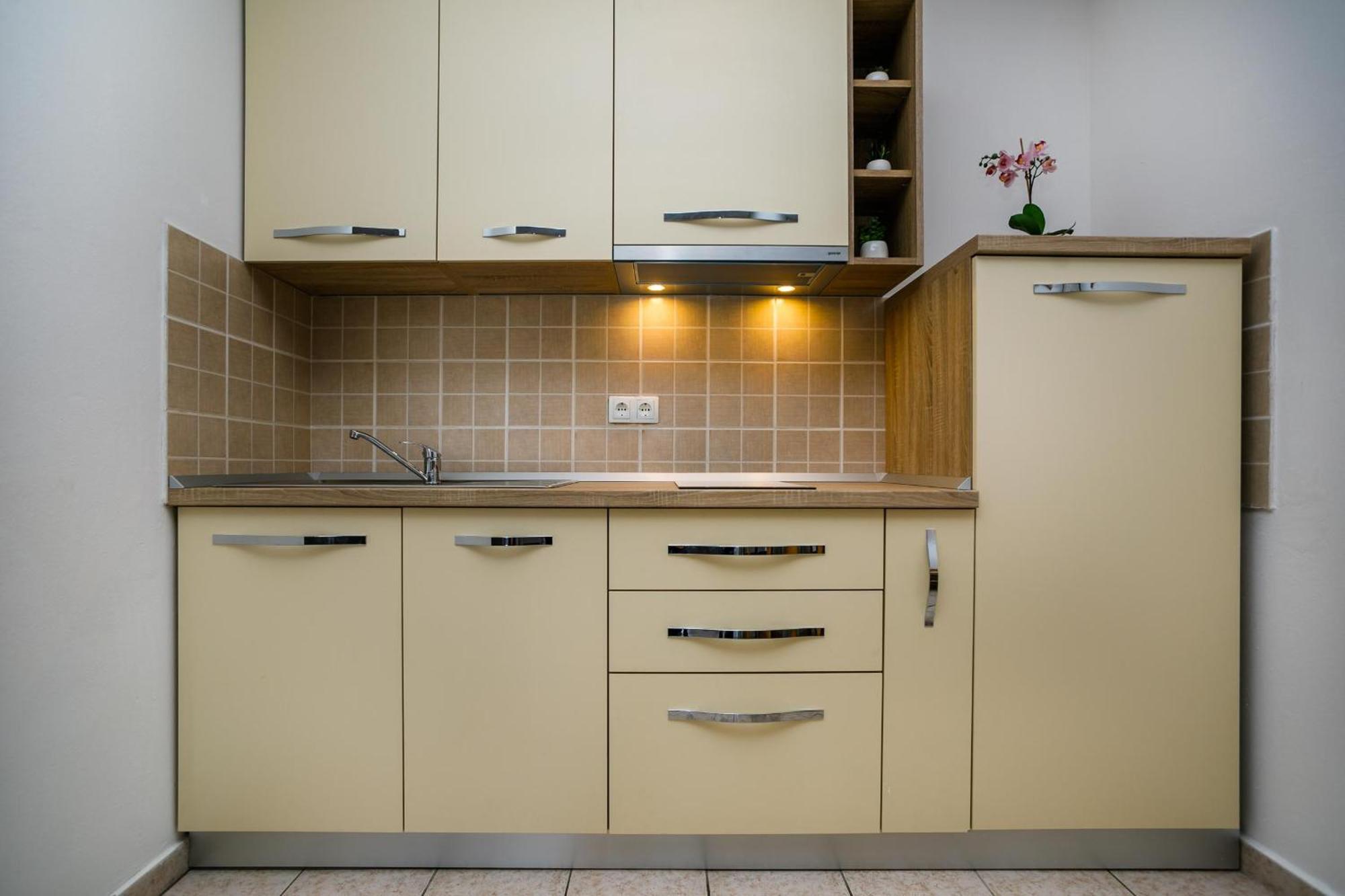 Apartment Pirun バスカ エクステリア 写真