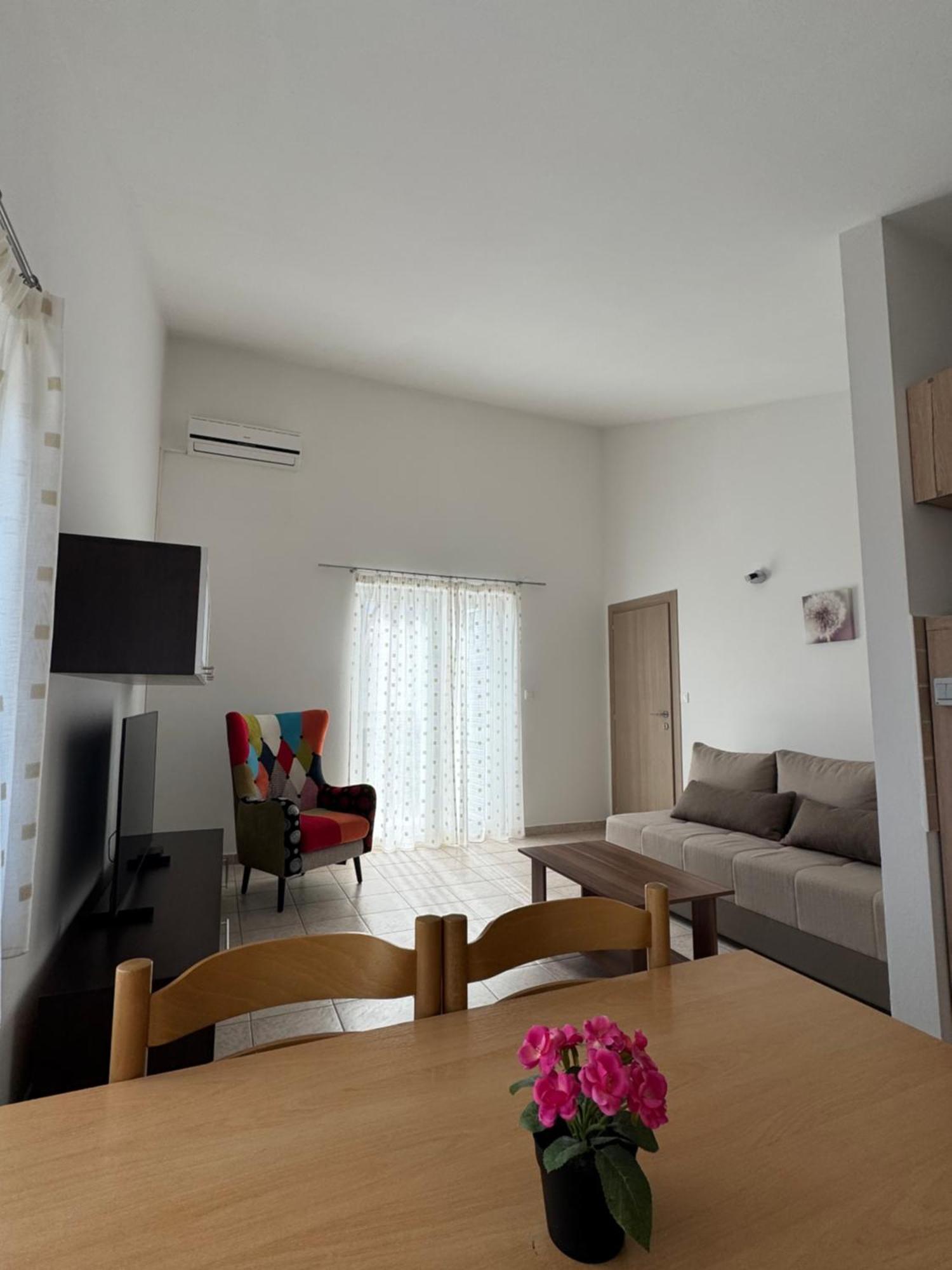 Apartment Pirun バスカ エクステリア 写真